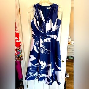 Kay Unger Blue and White Floral Midi Dress 14